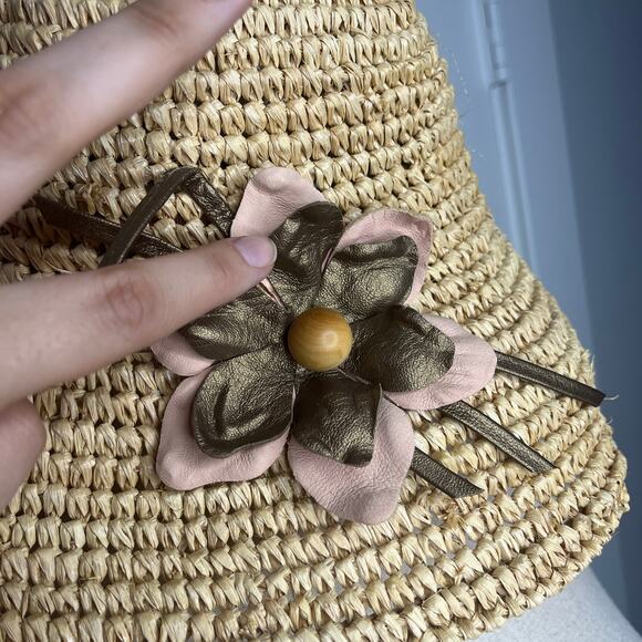 Anthropologie Eugenia Kim Bucket Sun Hat Natural Neutrals Straw Leather Flower - Picture 4 of 8